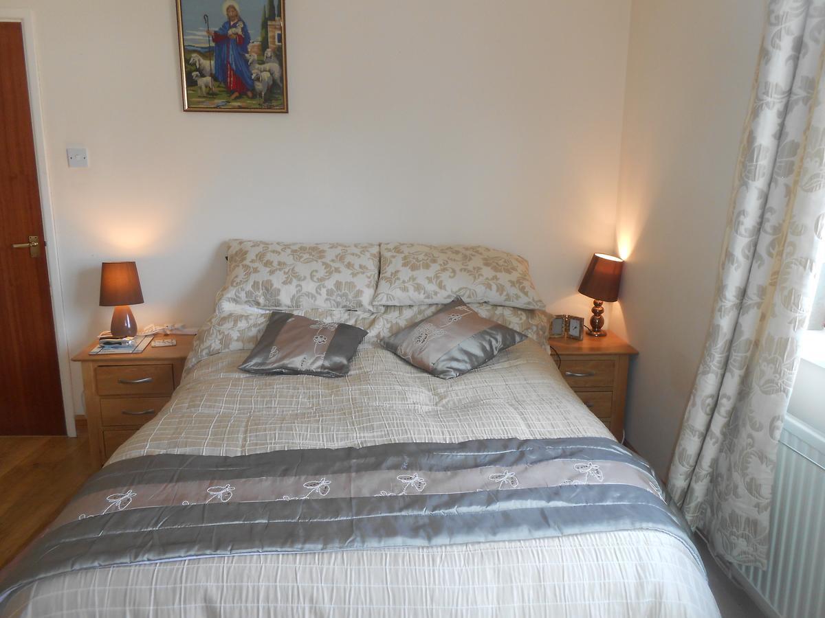 Lletygwilym, Heol Dwr Bed & Breakfast Kidwelly Bagian luar foto